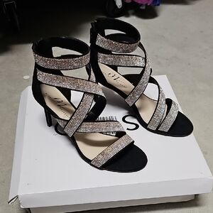 New Size 7 Black and Silver Strappy Heels
